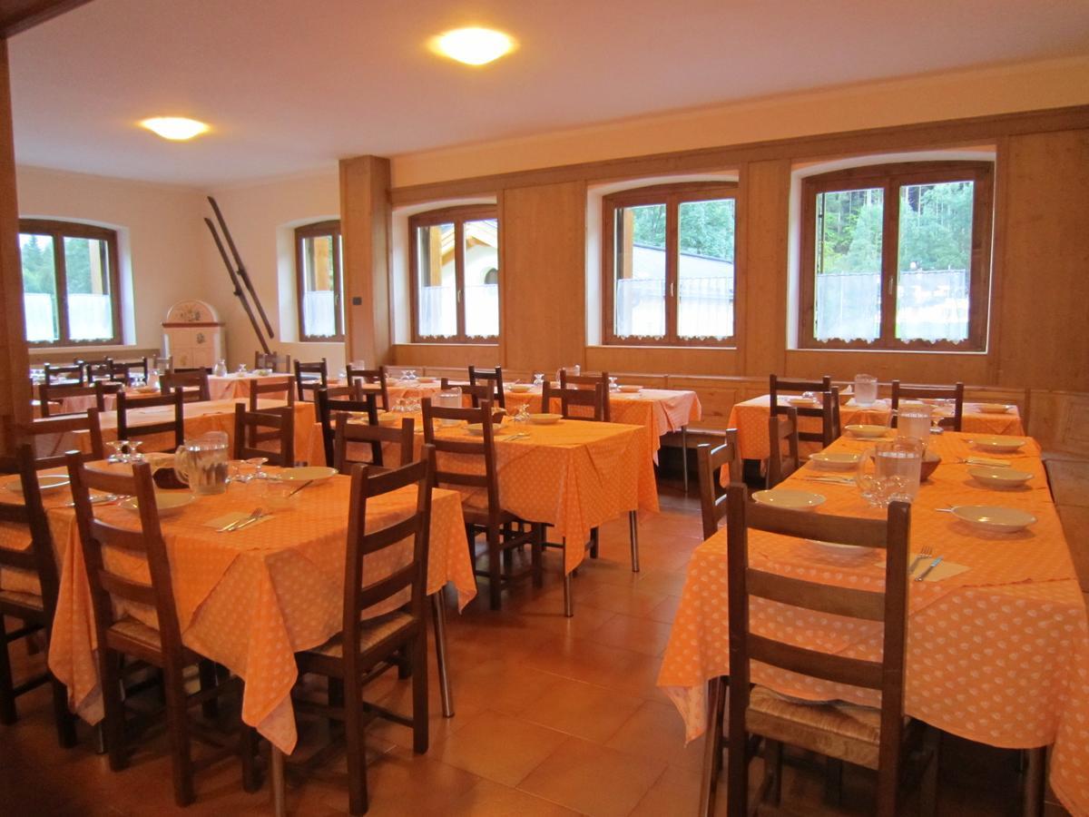 Casa Alpina Sacro Cuore Canale dʼAgordo Eksteriør billede
